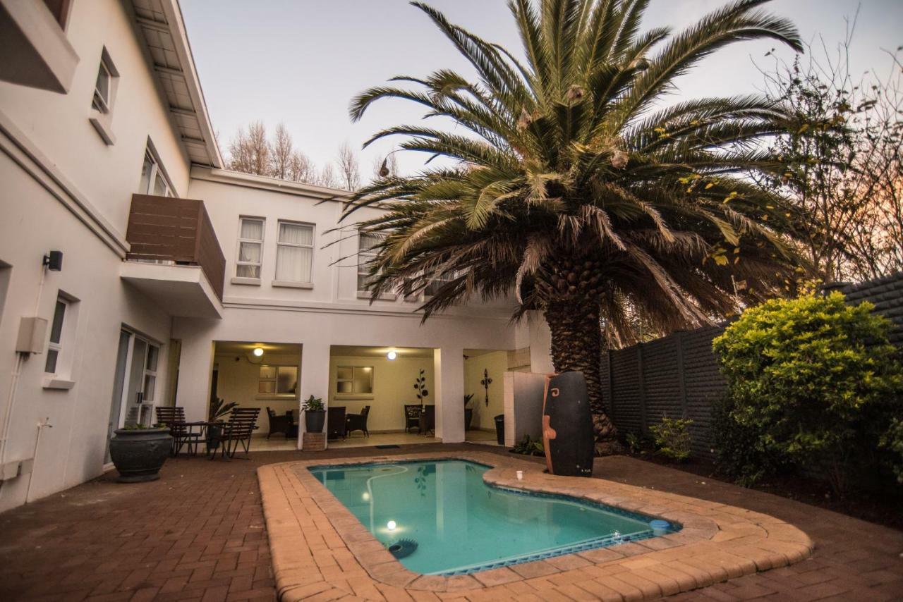 Adelante Lodge Bloemfontein Exterior photo
